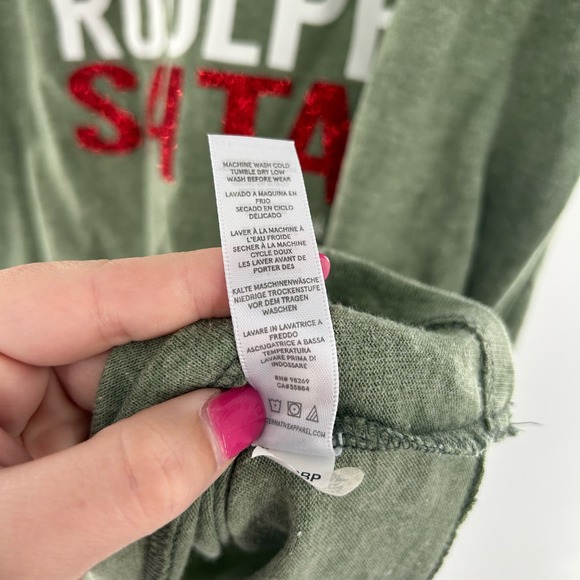 Pink Armadillos Green Christmas Red Sparkle Graphic Crewneck T-Shirt Women's XL - Picture 9 of 12